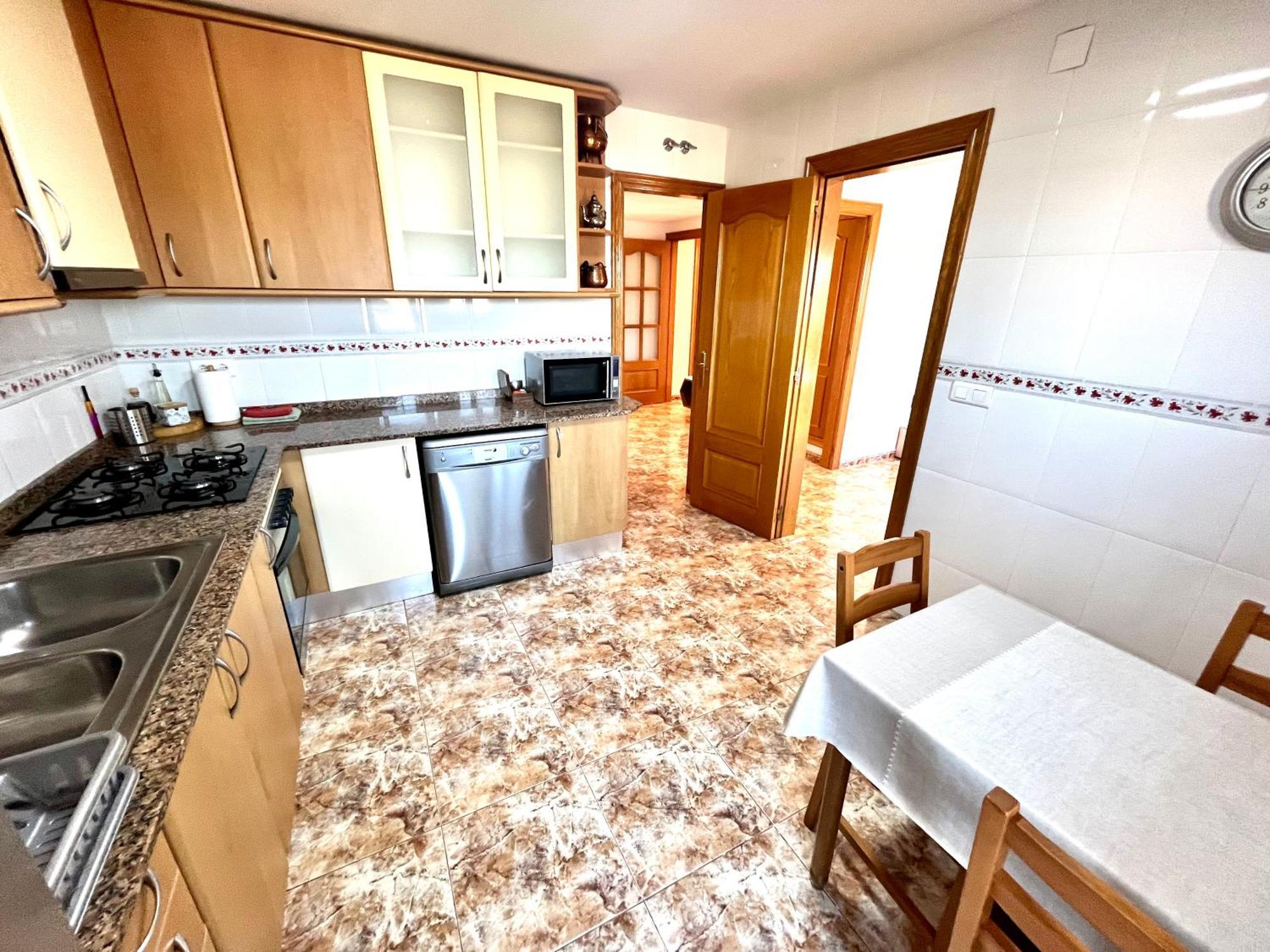 Amplio Apartamento, 5 Camas サン・エステヴェ・セスロヴィレス エクステリア 写真